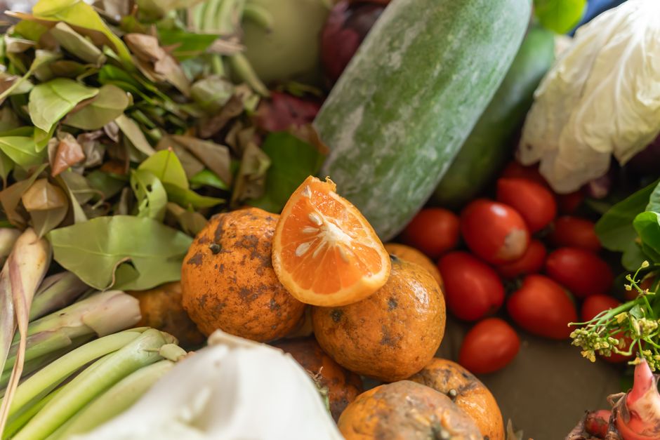 How to Stay Consistent With Sustainable Weight Change Versus Crash Diets, the Honest Way
